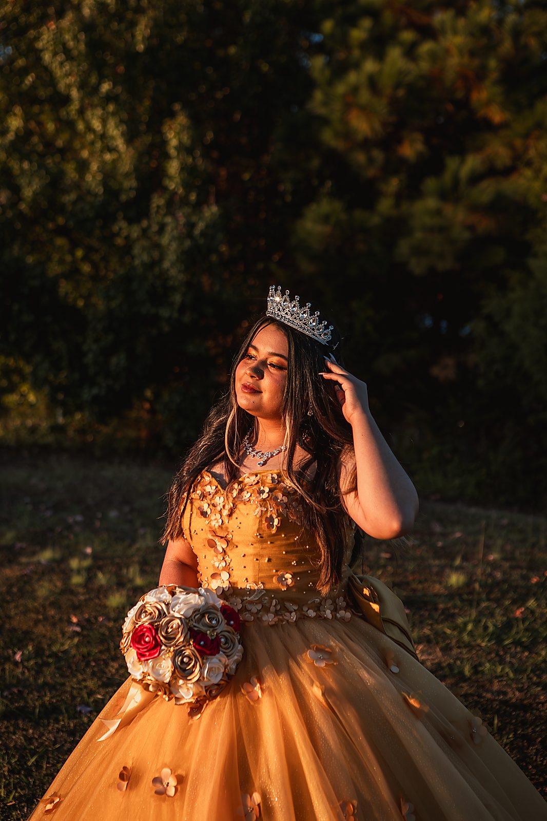 Fotografía de quinceañeras en Charlotte, NC por Carlos Soto — retratos de quinceañera dirigidos y cobertura del evento
