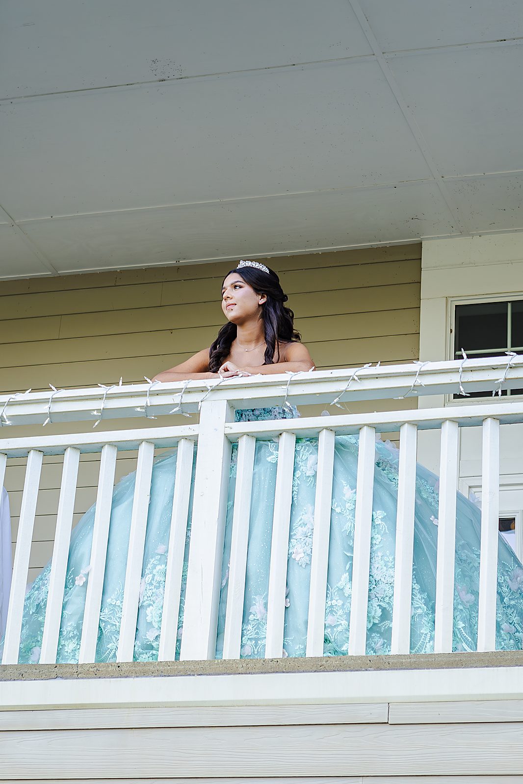 Fotografía de quinceañeras en Charlotte, NC por Carlos Soto — retratos de quinceañera dirigidos y cobertura del evento
